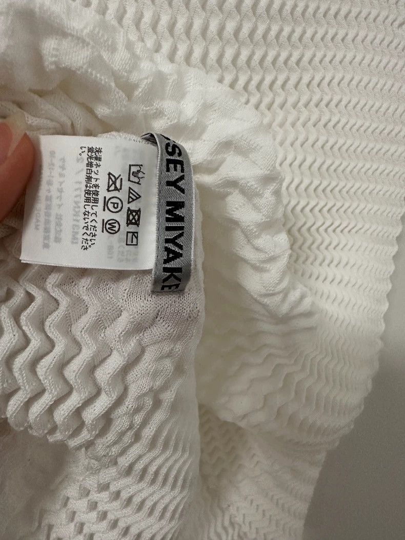 Issey Miyake Issey Miyake size:2 Main line bubble white semi-high-neck Size XS / US 0-2 / IT 36-38 - 3 Thumbnail