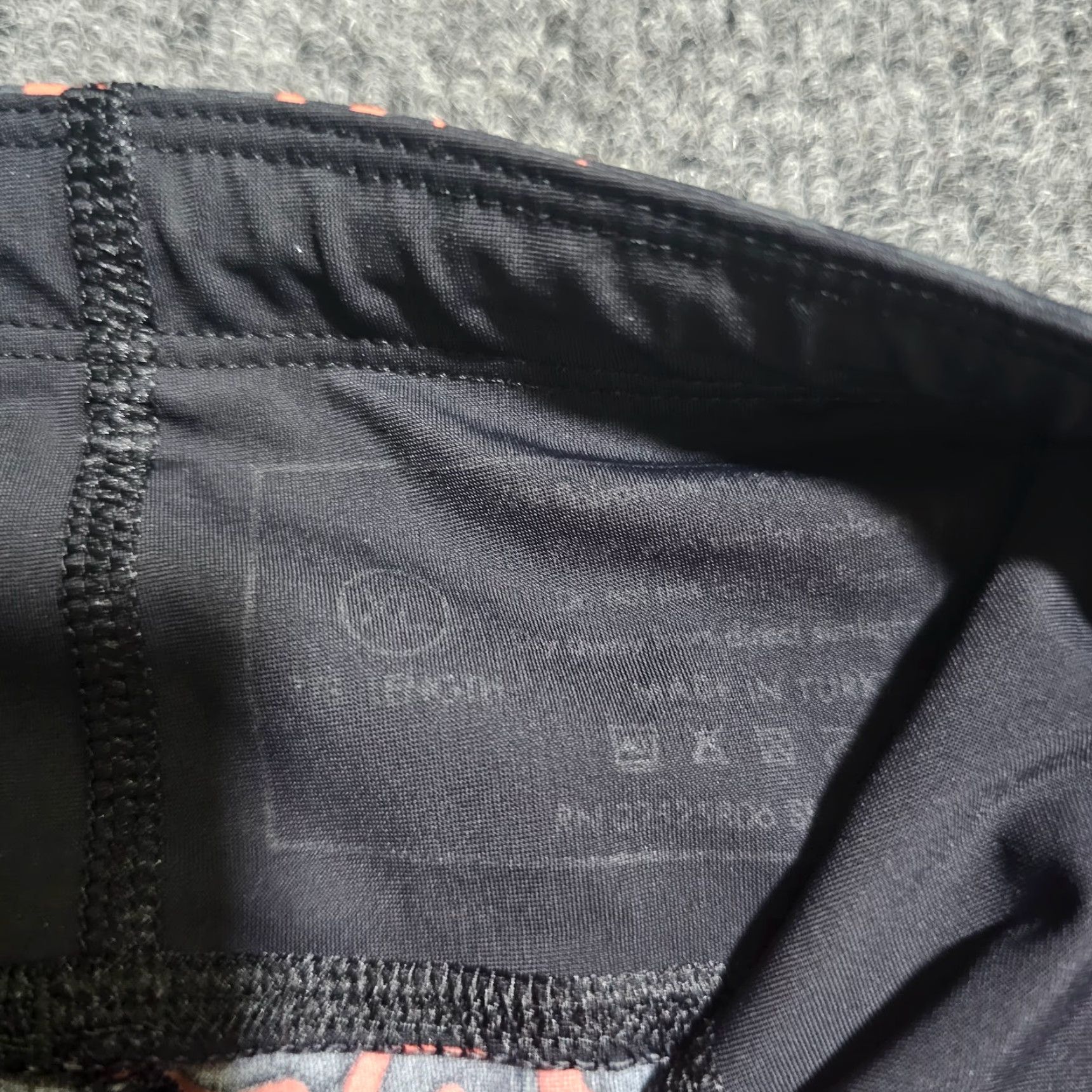 Sweaty Betty VINTAGE Sweaty Betty Leggings Women XL Black Pink Zero Gravity 7/8 Length Workout Casual Size 40" / US 18 - 4 Thumbnail