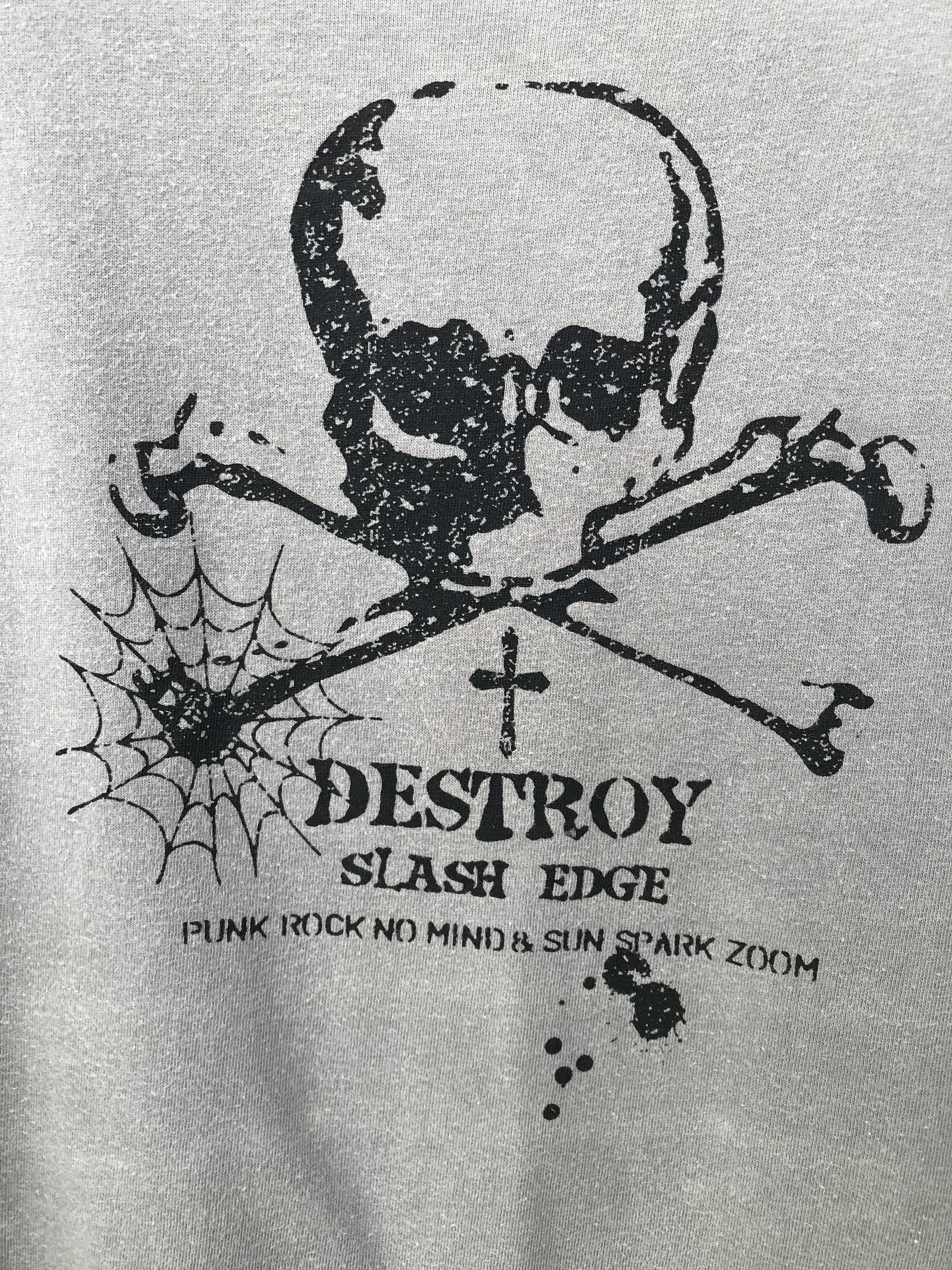 Vintage Vintage Destroy Slash Edge Punk Rock Tee sexpistols Size US L / EU 52-54 / 3 - 7 Thumbnail