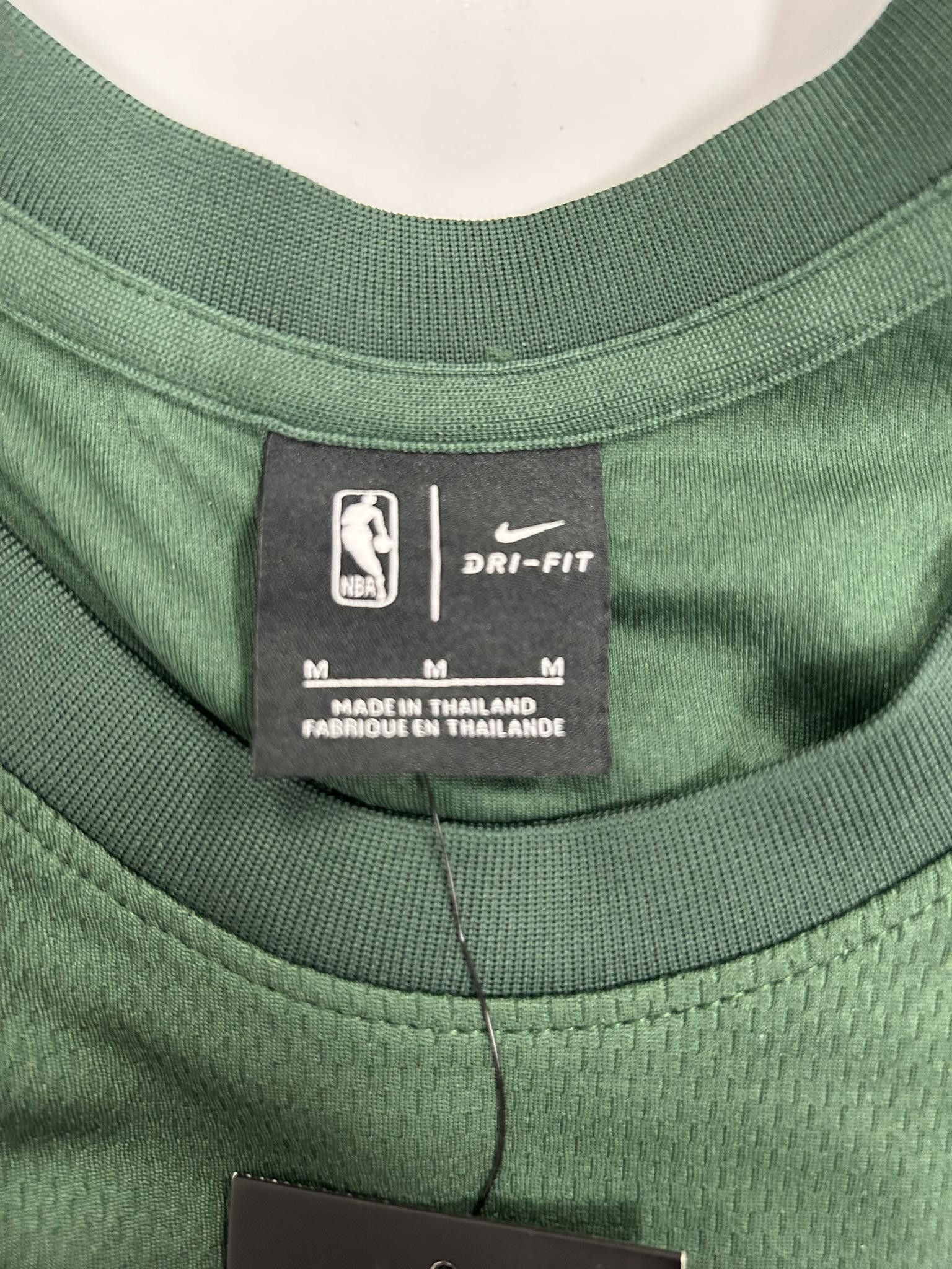 Nike Nike Milwaukee Bucks Men's Basketball Jersey Size US M / EU 48-50 / 2 - 5 Thumbnail
