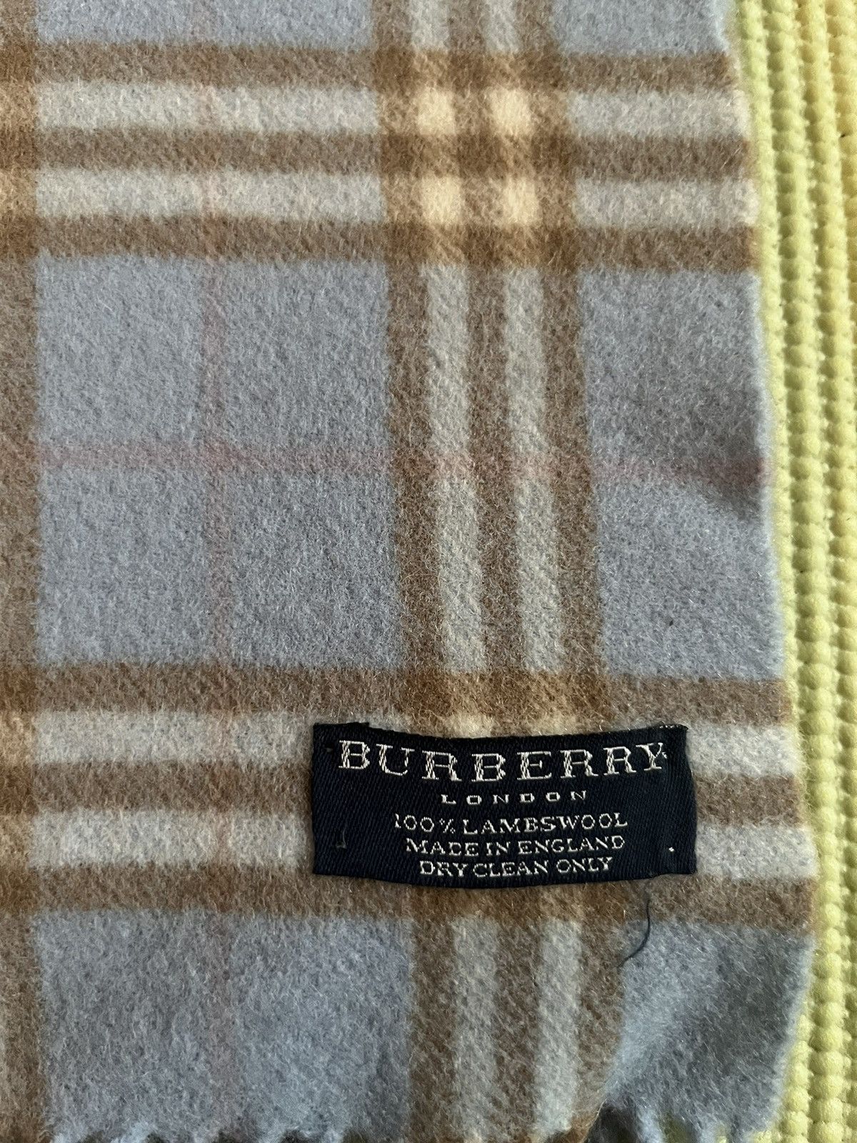 Burberry × Vintage Burberry Sky Blue Nova Check Scarf Size ONE SIZE - 2 Thumbnail