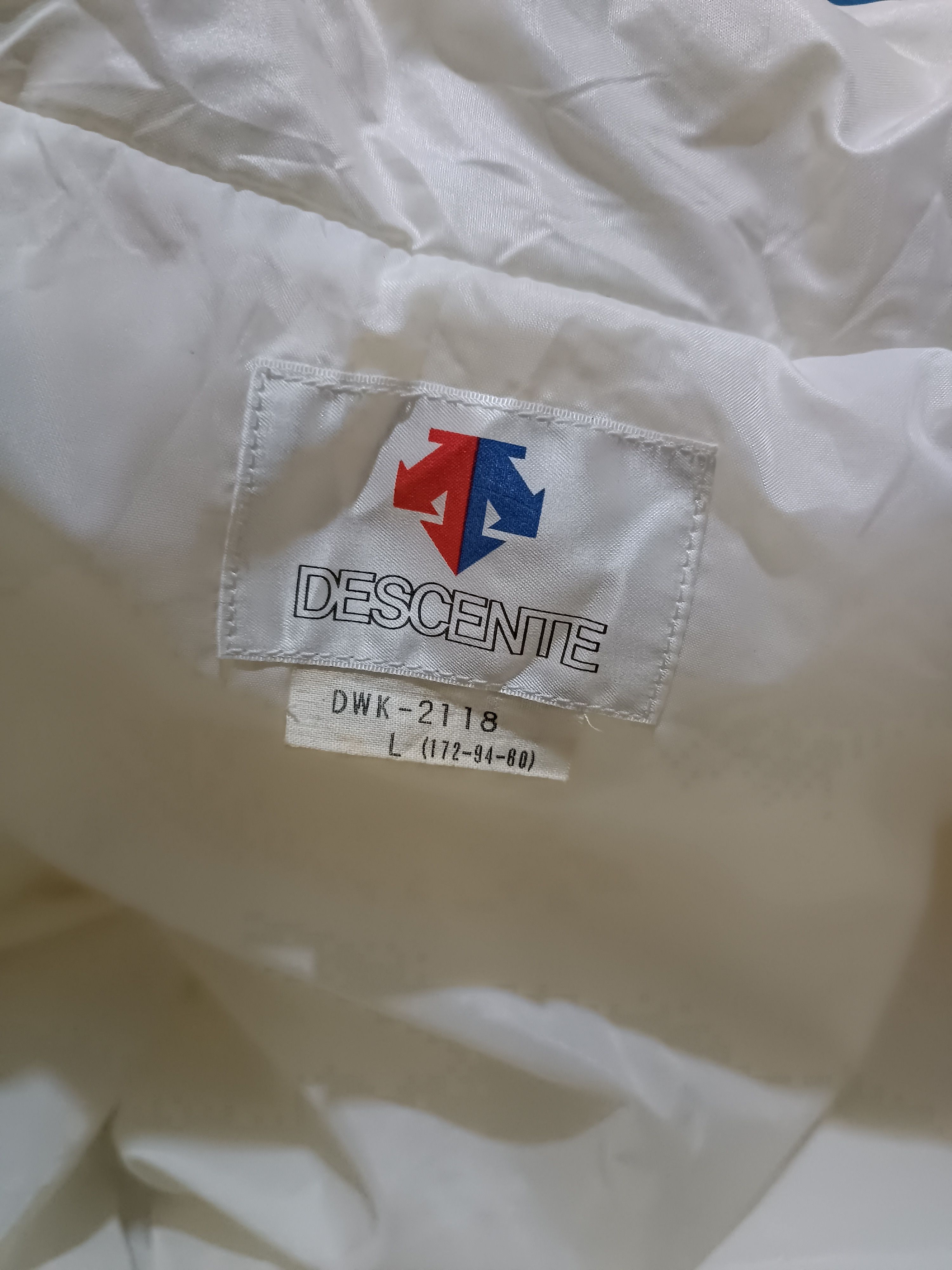 Japanese Brand Vintage Descente Ski Jacket Broken White Size US L / EU 52-54 / 3 - 8 Thumbnail