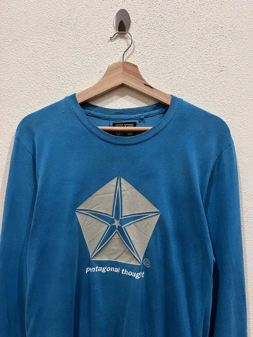 Narcotic GDC Japanese Brand Uniqlo X GDC Long Sleeve Shirt Size US S / EU 44-46 / 1 - 3 Thumbnail