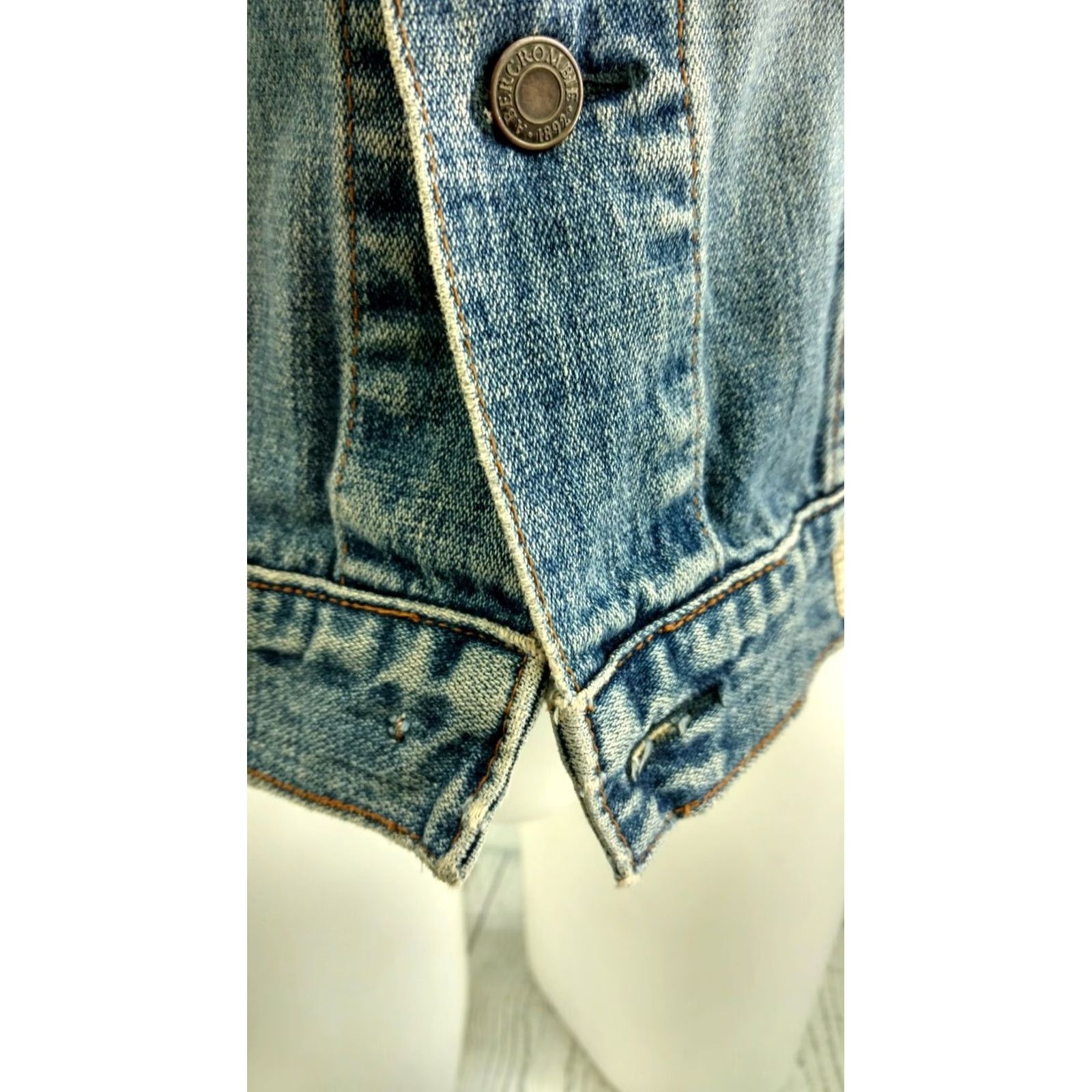 Abercrombie & Fitch Abercrombie & Fitch Denim Jean Jacket Women Medium Blue Regular Size M Size 32" / US 10 / IT 46 - 4 Thumbnail