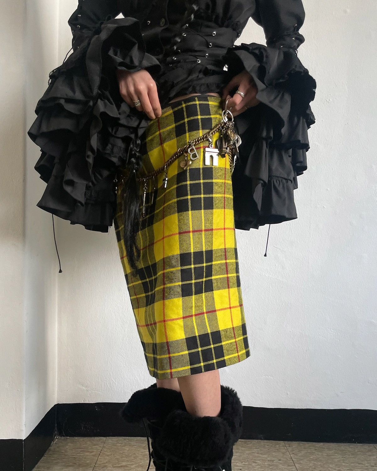 Balenciaga balenciaga 2018 runway skirt Size 25" / US 0 / IT 36 - 2 Thumbnail