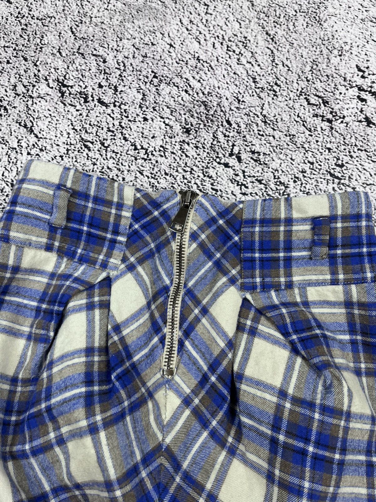 Blumarine Vintage Blumarine Blugirl Check Wool mini skirt Size 38 Size 26" / US 2 / IT 38 - 3 Thumbnail