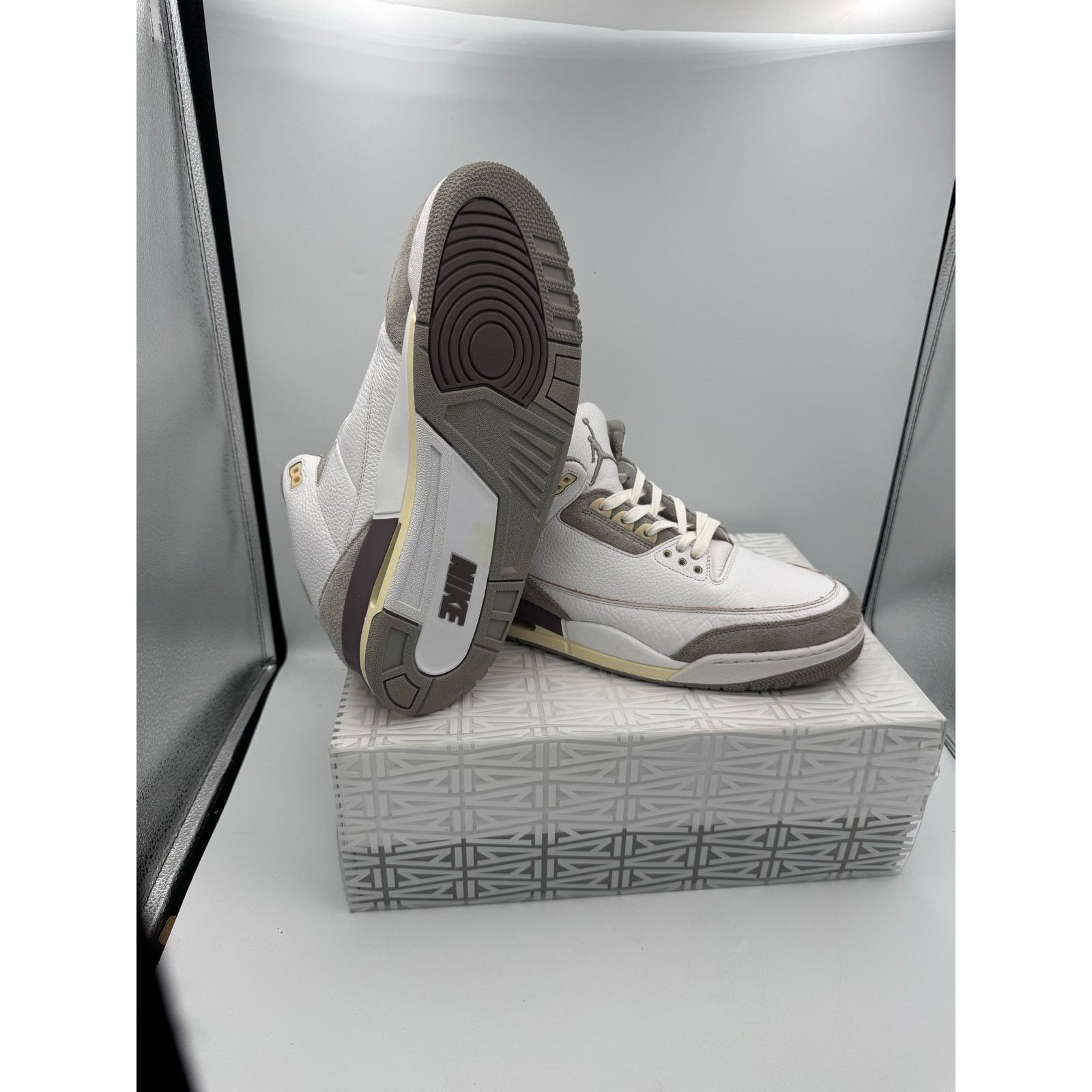 Nike A Ma Maniere x Air Jordan 3 Sz 14W/12.5M DH3434 110 # 379 Size US 12.5 / EU 45-46 - 7 Thumbnail