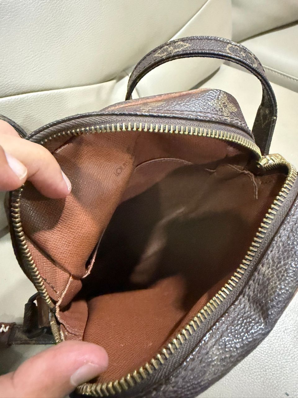 Louis Vuitton Authentic LOUIS VUITTON danube Shoulder bag Size ONE SIZE - 16 Thumbnail