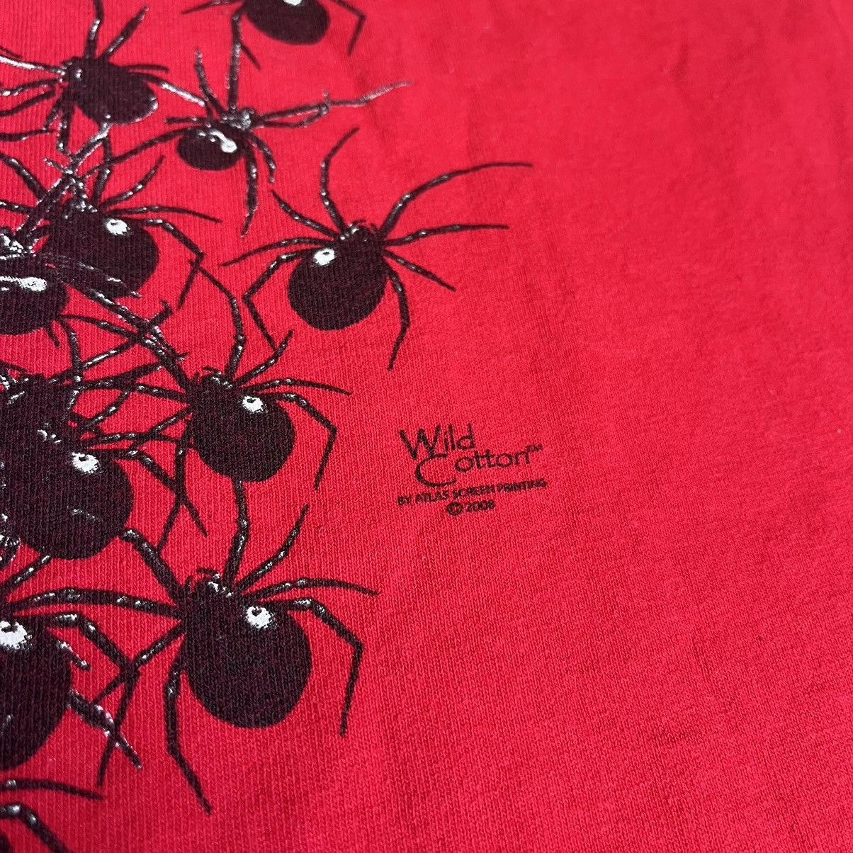 Vintage Vintage 2000s Spider Black Widow All Over Print Graphic Tee Size US XXL / EU 58 / 5 - 5 Thumbnail