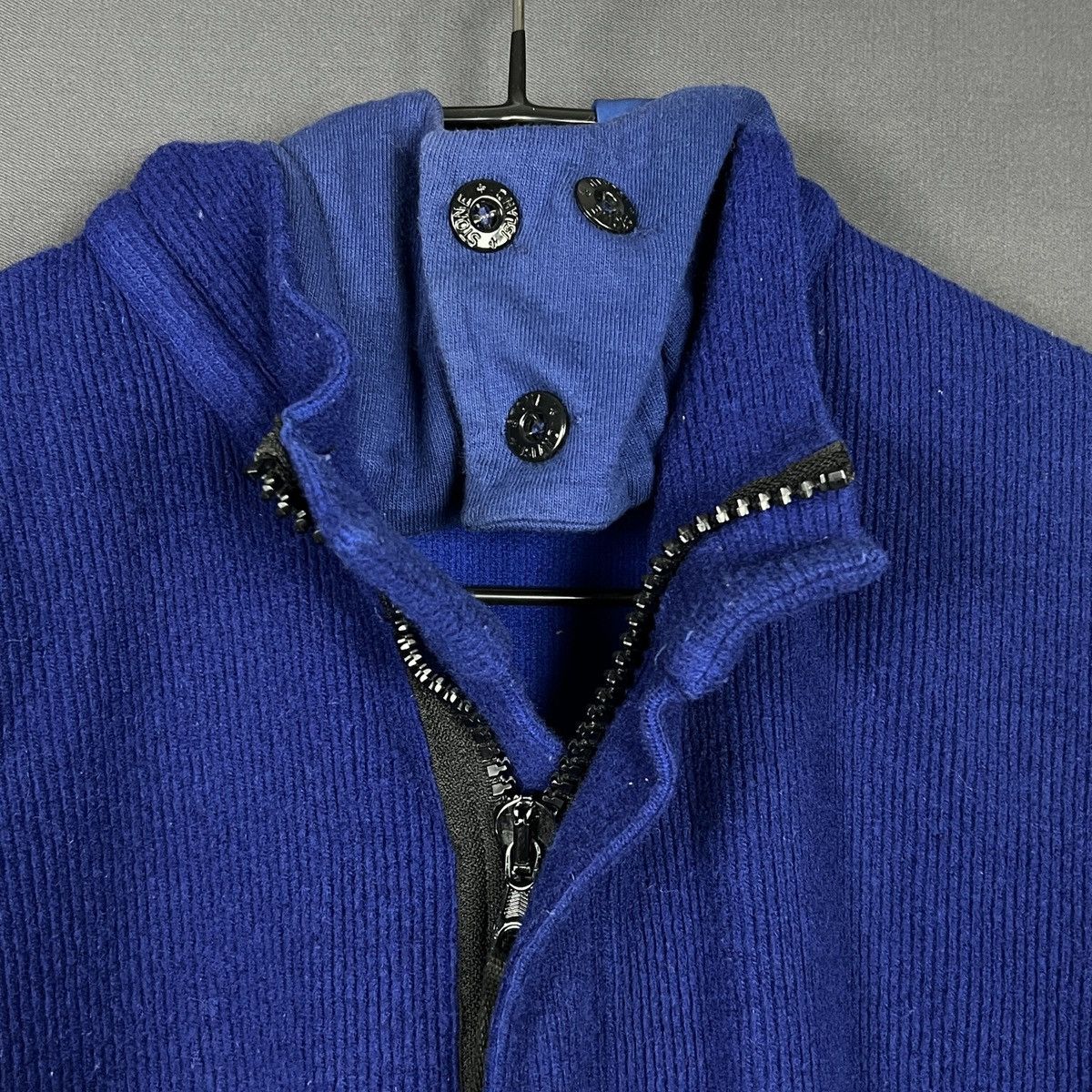 Vintage Vintage Stone Island archival rare men’s zip sweater size ML Size US M / EU 48-50 / 2 - 6 Thumbnail