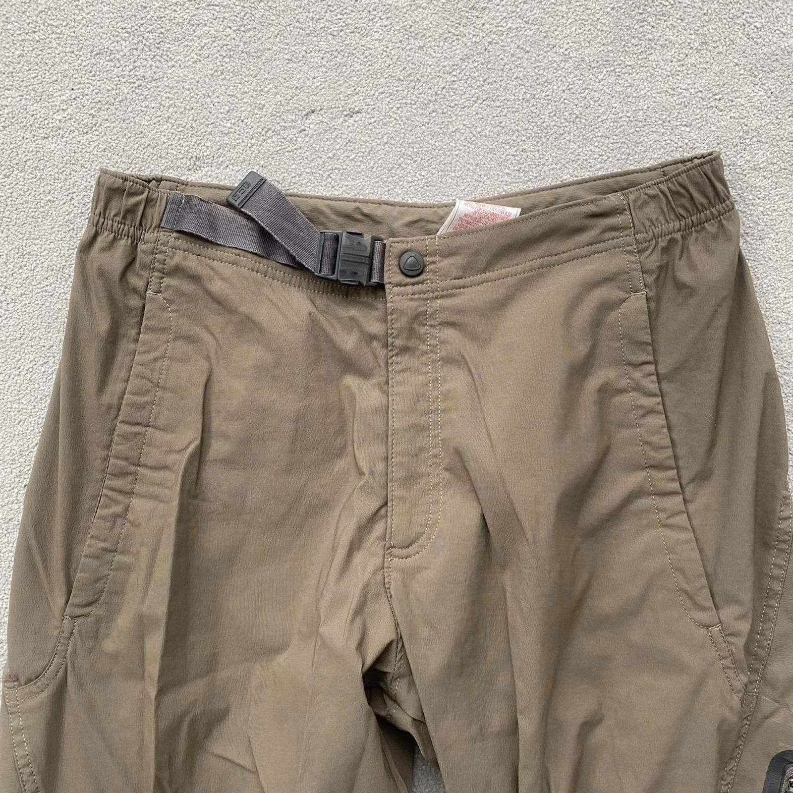 Nike ACG Nike ACG Utility Technical Cargo Trousers Size US 30 / EU 46 - 2 Thumbnail