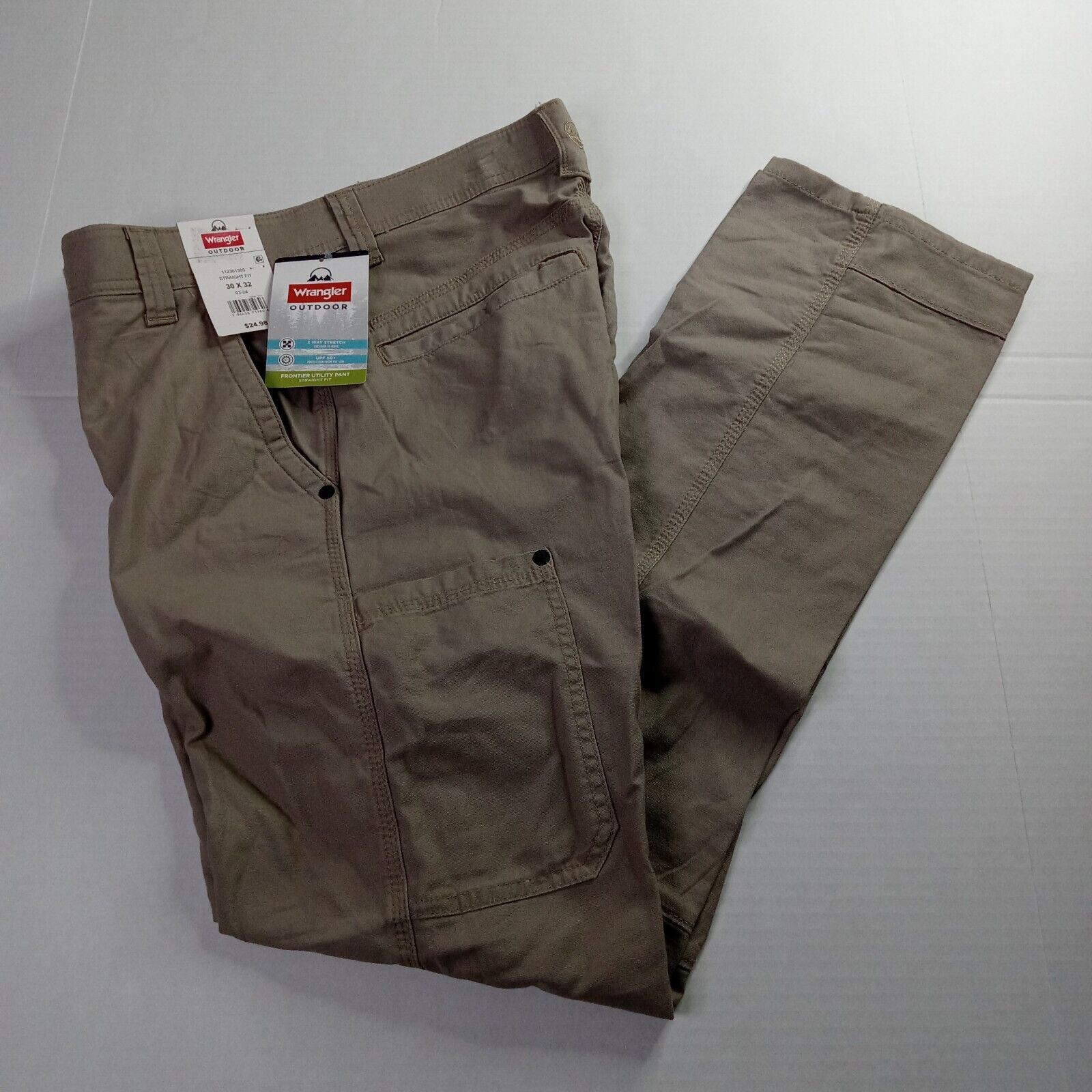 Wrangler Wrangler Outdoor Utility Pants Mens 30x32 Beige Straight Fit Size US 30 / EU 46 - 1 Thumbnail