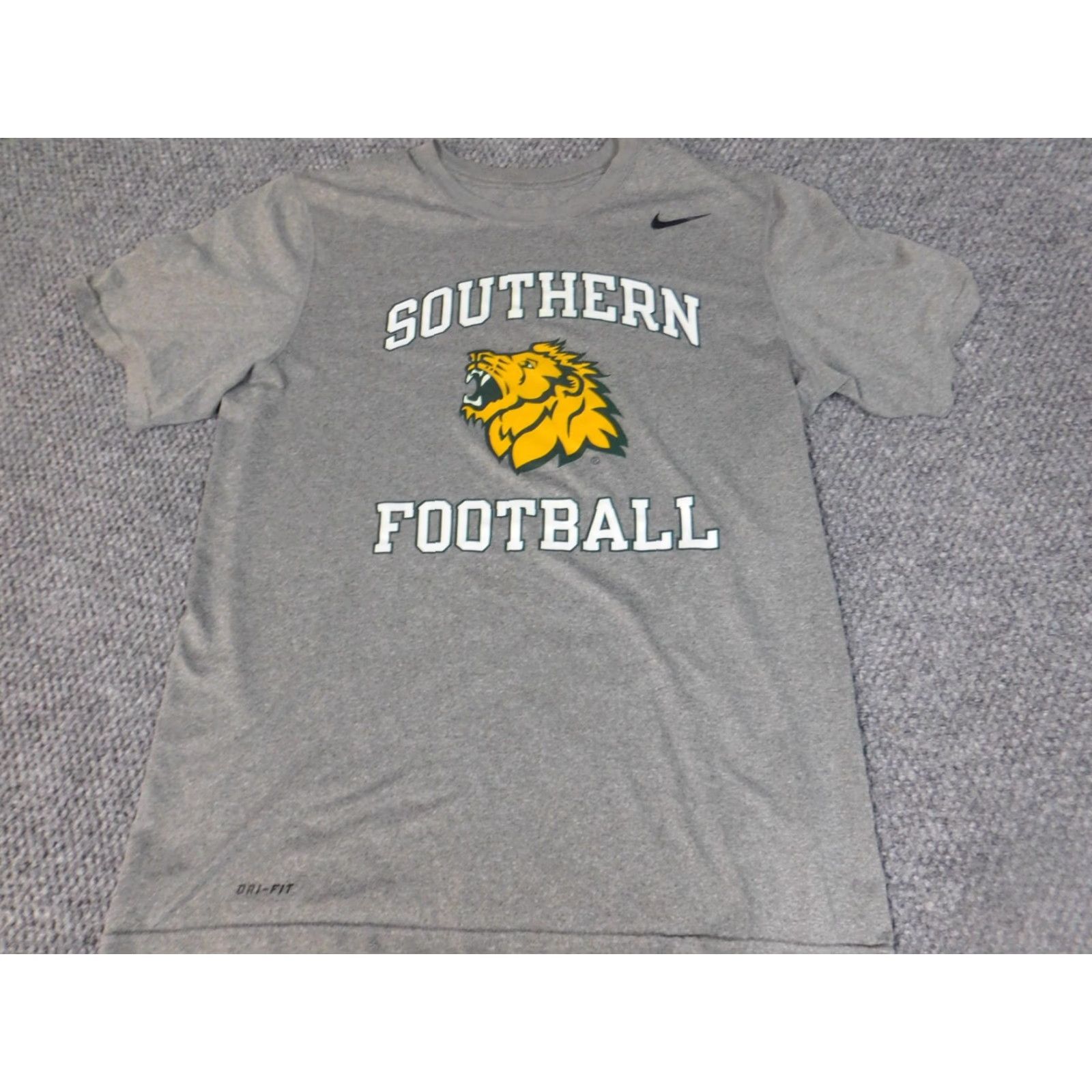 Nike Nike Mens Shirt M Gray Dri-Fit Logo Football Lion Size US M / EU 48-50 / 2 - 2 Thumbnail