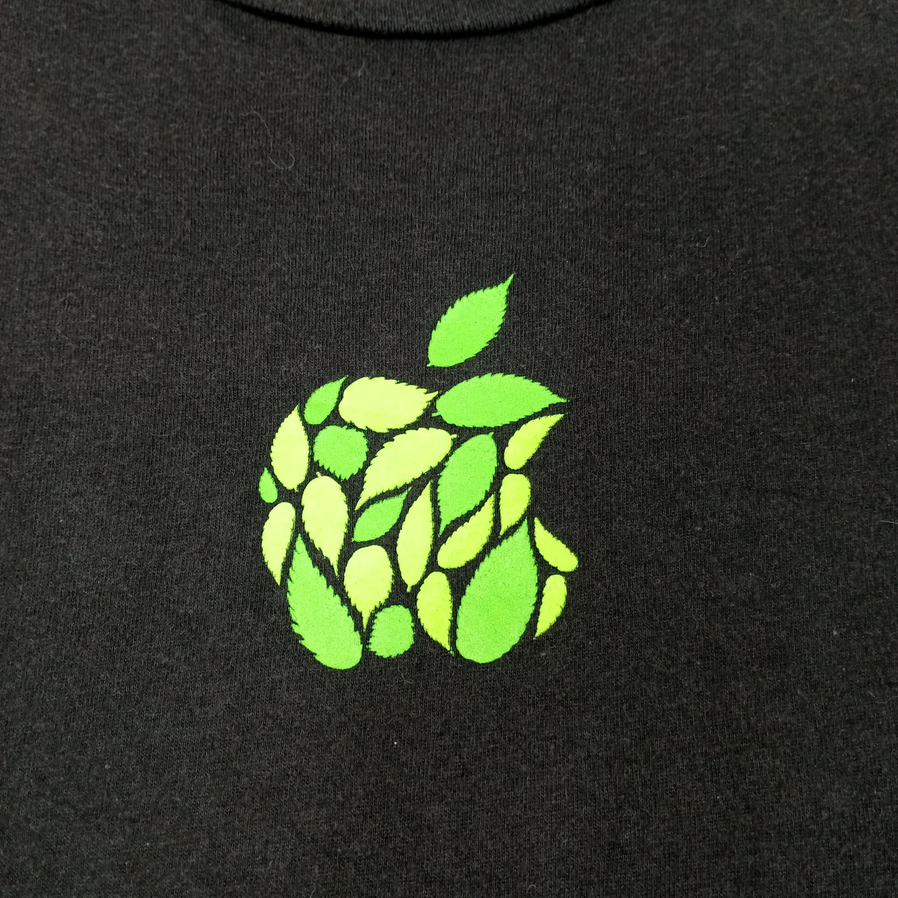 Apple × Vintage Apple Store Logo Design Promo Style Tshirt Size US L / EU 52-54 / 3 - 2 Thumbnail