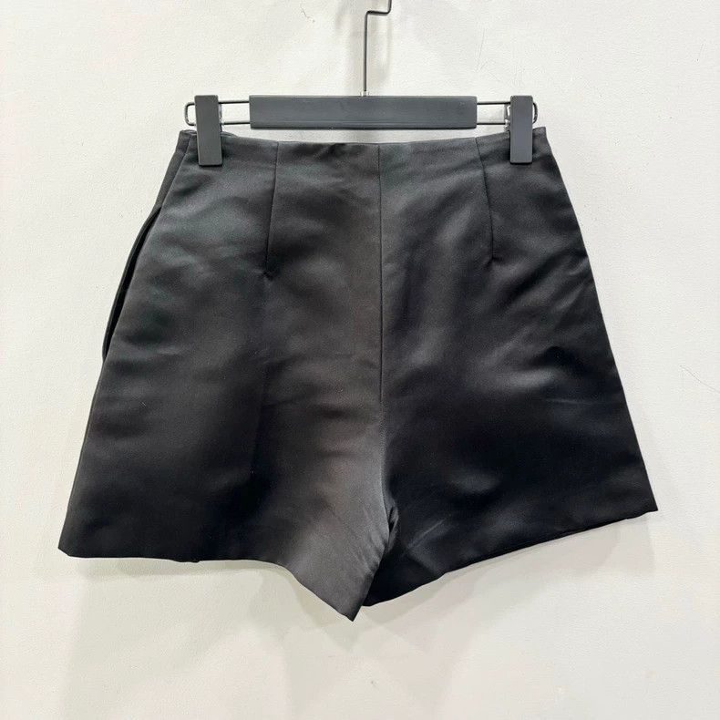 Fendi Fendi Black High Waist Silk Shorts Size 36" / US 14 / IT 50 - 2 Thumbnail