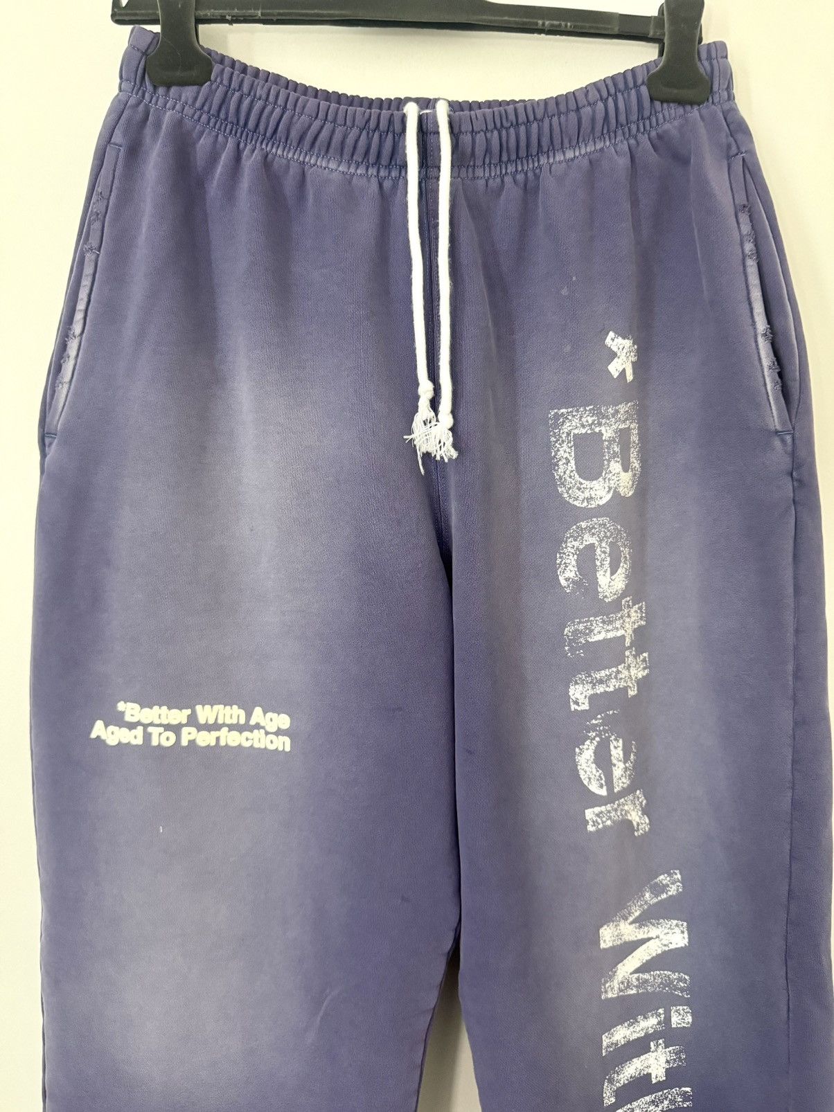 Better With Age Better With Age In case you forgot vintage Sweatpants L Size US 36 / EU 52 - 2 Thumbnail