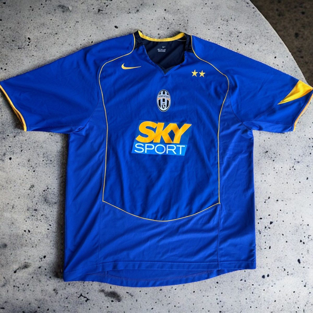 Nike JUVENTUS FC 2004-05 AWAY NIKE JERSEY SOCCER VINTAGE SIZE XL Size US XL / EU 56 / 4 - 2 Thumbnail