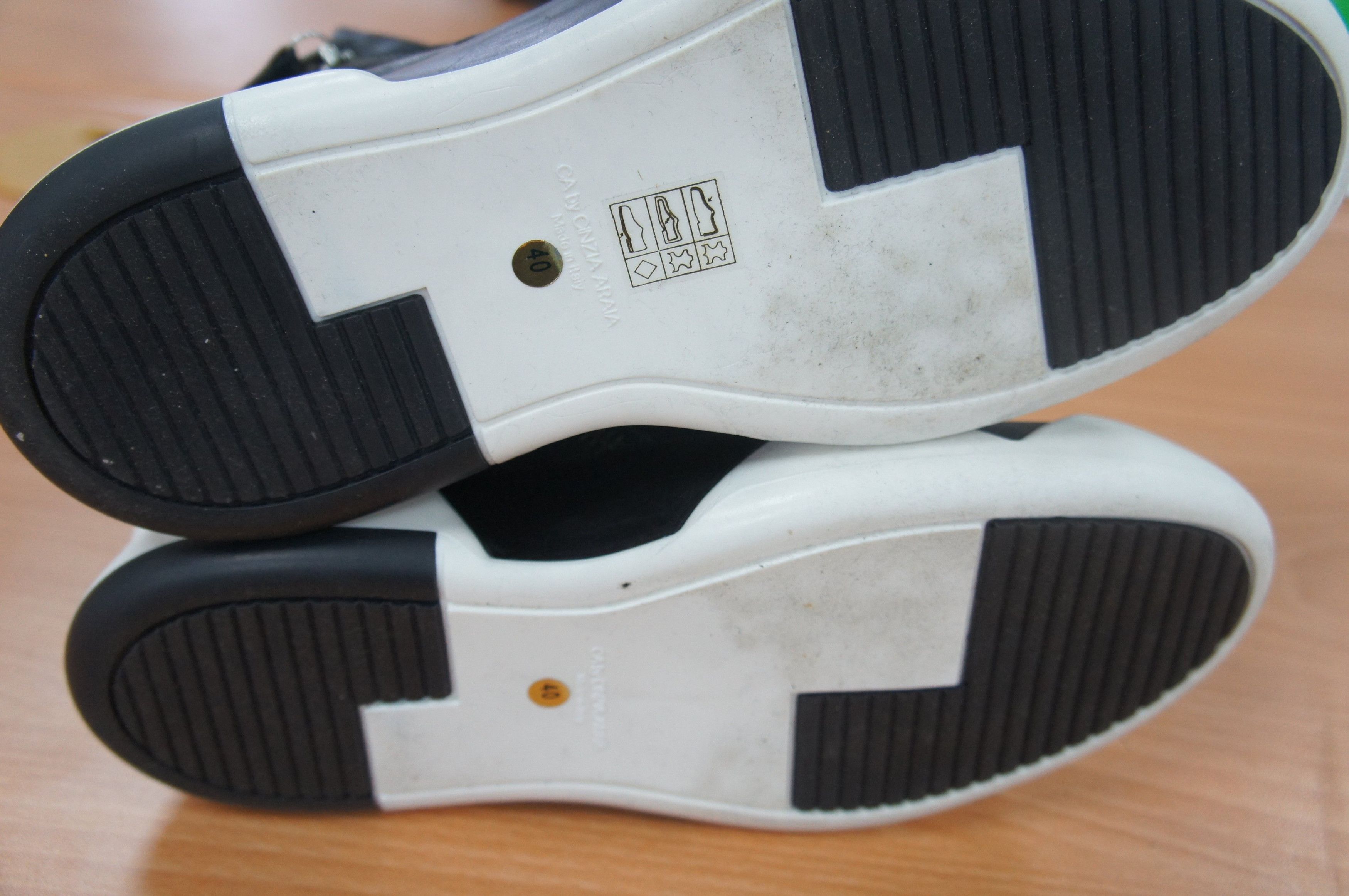 high leather sneaker