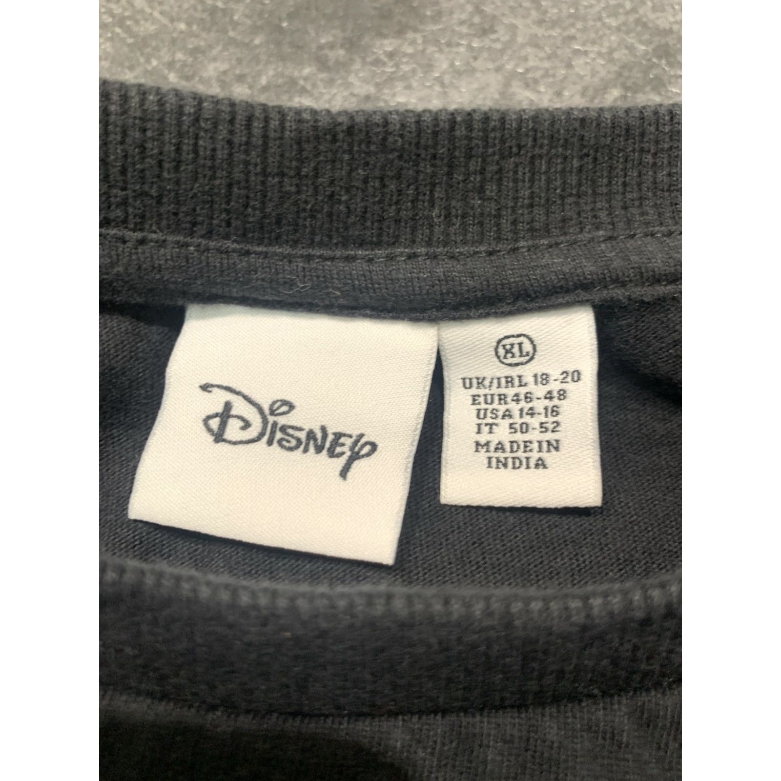Disney Disney Shirt Mickey Mouse Friends Short Sleeve T-Shirt Womens XL Regular Black 100% Cotton Adults Women 18-20 Size XL / US 12-14 / IT 48-50 - 3 Thumbnail