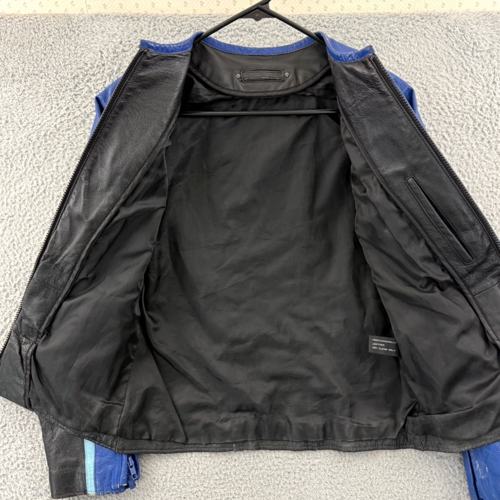 Vintage VINTAGE Vanson Leather Jacket Womens Small Black 90s Patch Biker Racing Motocycle Jacket Short Long Sleeve Womens Menus Size S / US 4 / IT 40 - 7 Thumbnail