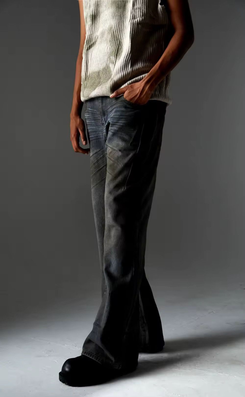 Designer Streetwear Design Distressed Dirty Y2k Jeans Pants Size US 35 - 4 Thumbnail
