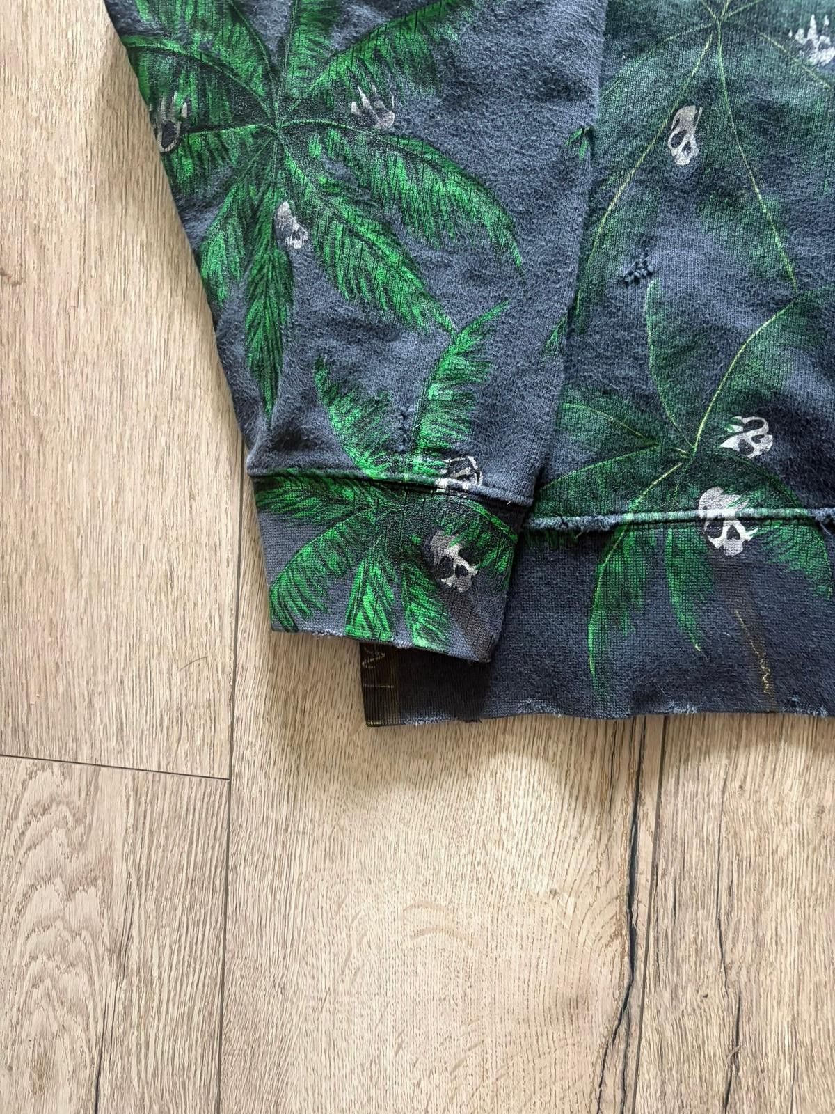 Palm Angels Palm Angels Distressed Flame Palm Tree Crewneck Grey XL Size US XL / EU 56 / 4 - 10 Thumbnail