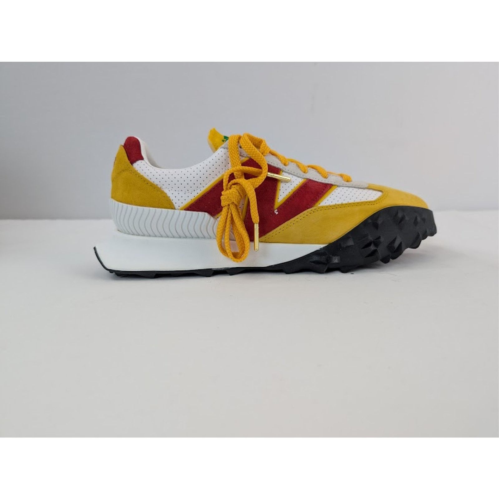 Casablanca × New Balance o1rshd1 XC-72 Sneakers in Yellow / Red Size US 9 / EU 42 - 4 Thumbnail