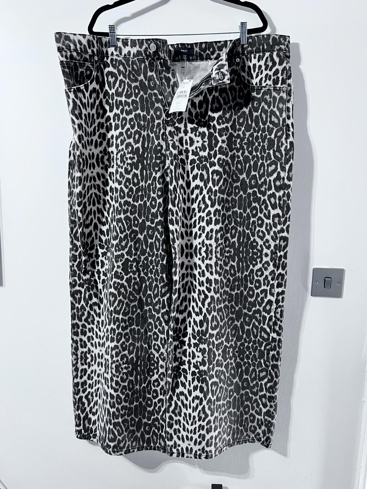 Other Next Leopard Print Jeans – UK 22R (EU 50 / US 18R) BNWT Size 40" / US 18 - 1 Thumbnail