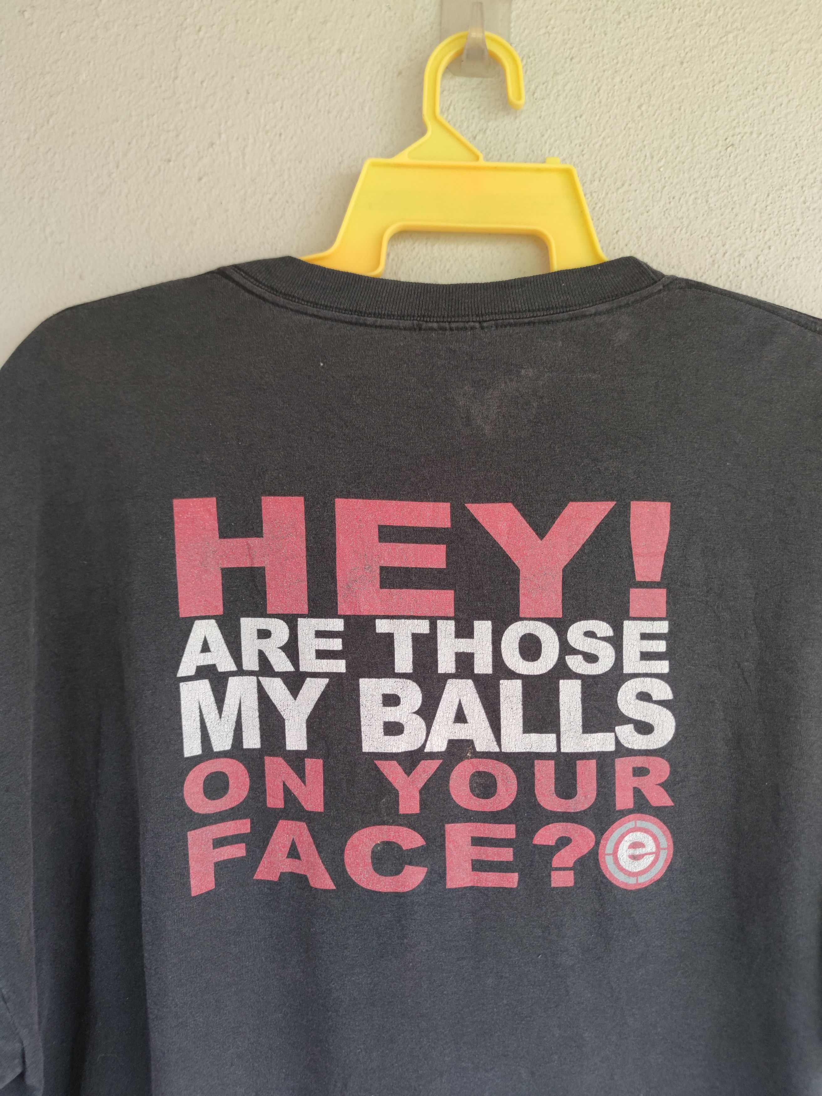 Vintage Vintage ' Hey Are Those My Balls On Your Face? ' Size US XXL / EU 58 / 5 - 2 Thumbnail