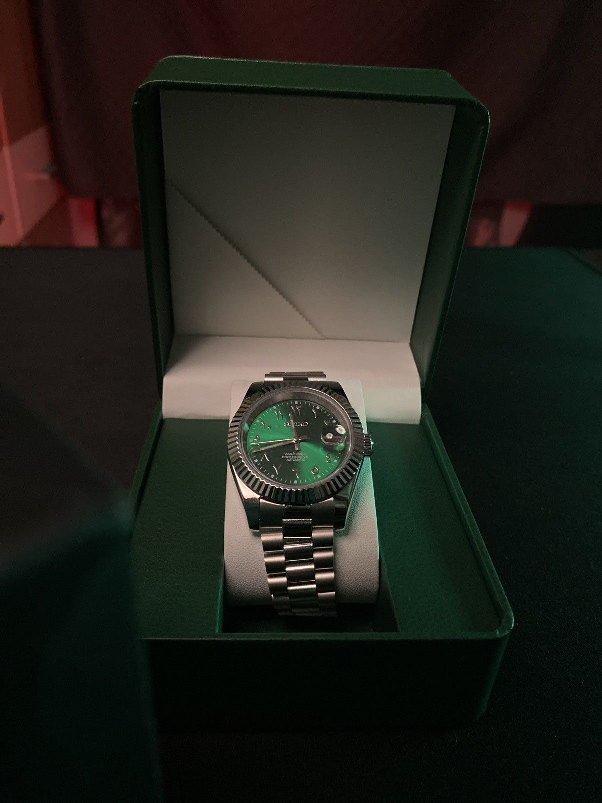 Seiko Seiko 5 Green Arabic Dial Automatic Size 40 - 5 Thumbnail
