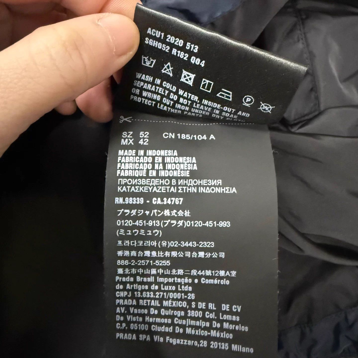 Prada Prada navy blue triangle logo puffer jacket 52 Size XXL / US 16-18 / IT 52-54 - 5 Thumbnail