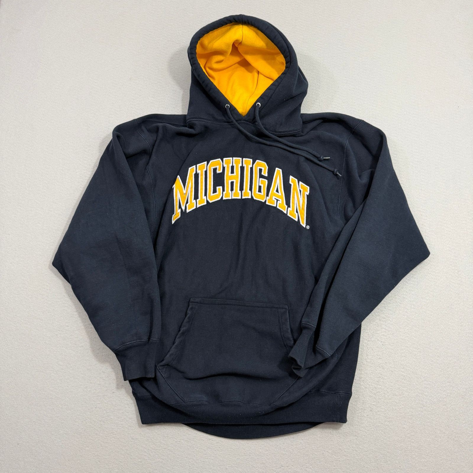 Vintage Vintage Michigan Wolverines Hoodie Men's Large Blue Yellow Size US L / EU 52-54 / 3 - 1 Thumbnail