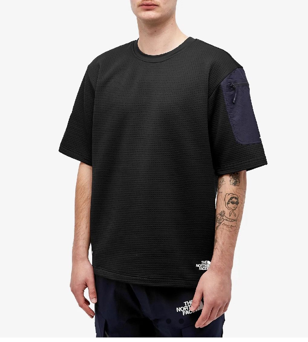 Japanese Brand THE NORTH FACE X UNDERCOVER SOUKUU DOT KNIT T-SHIRT Size US XL / EU 56 / 4 - 1 Thumbnail
