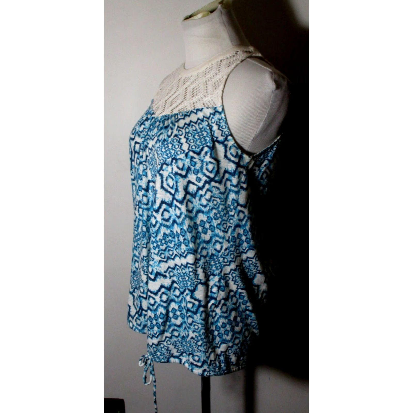 Lucky Brand LUCKY BRAND Blue Sleeveless Lace Trim Top Size S Size S / US 4 / IT 40 - 4 Thumbnail