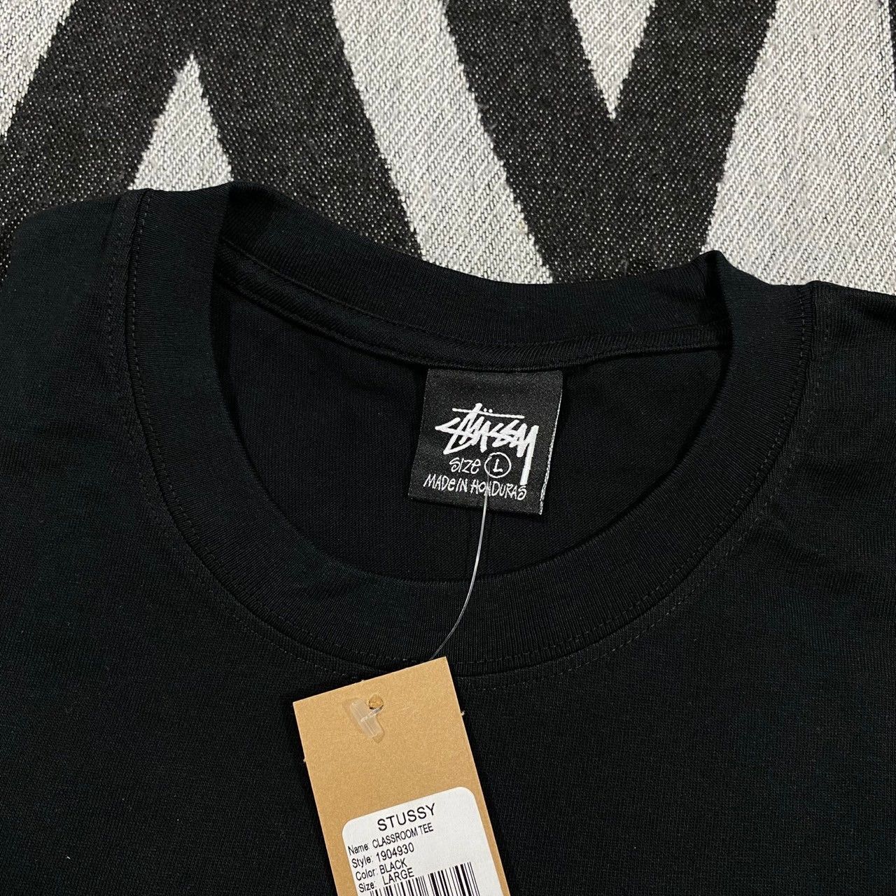Stussy STUSSY CLASSROOM TEE • LARGE Size US L / EU 52-54 / 3 - 4 Thumbnail