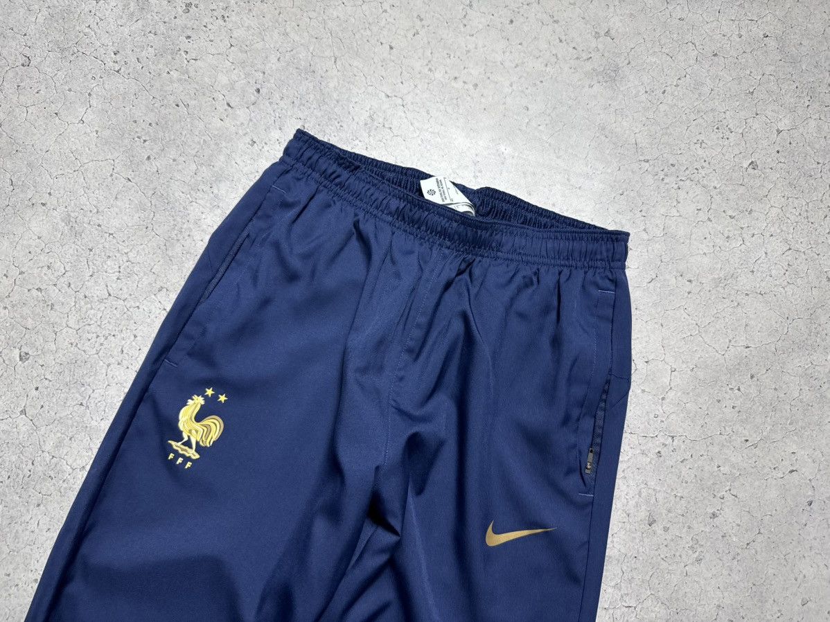 Nike Nike France Team Nylon Football Track Suit Jacket & Pants Size US S / EU 44-46 / 1 - 13 Thumbnail