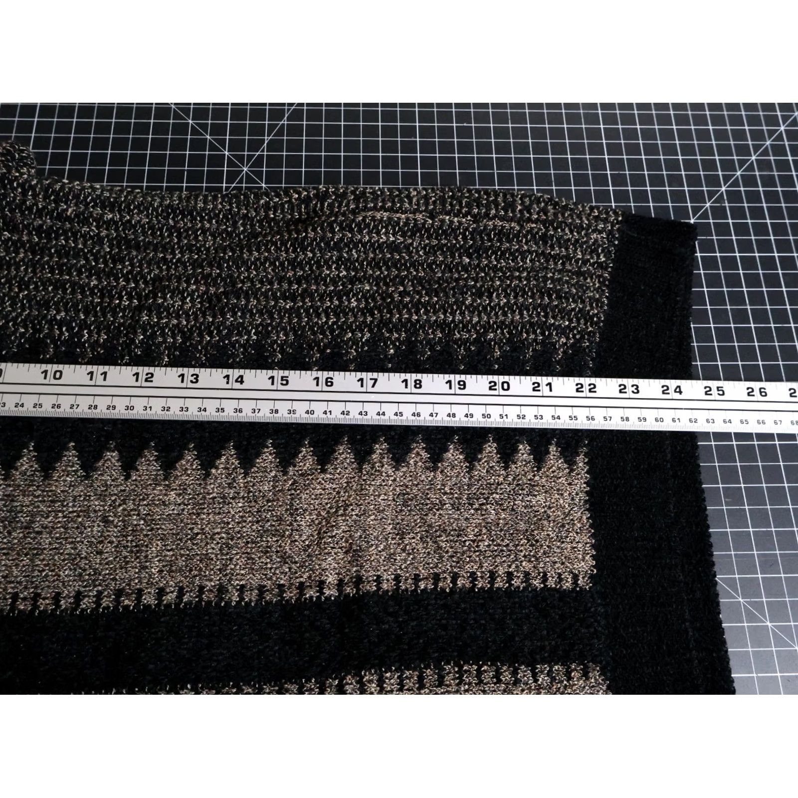 Vintage VINTAGE Bachrach Sweater Mens Medium Black Beige Textured Stripe Pattern 90s Dad Style Pullover Crew Neck Knit Size US M / EU 48-50 / 2 - 6 Thumbnail