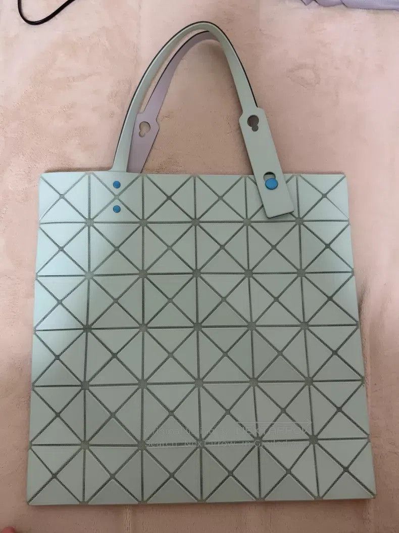 Issey Miyake Issey Miyake Frosted Mint Green Handbag Size ONE SIZE - 2 Thumbnail