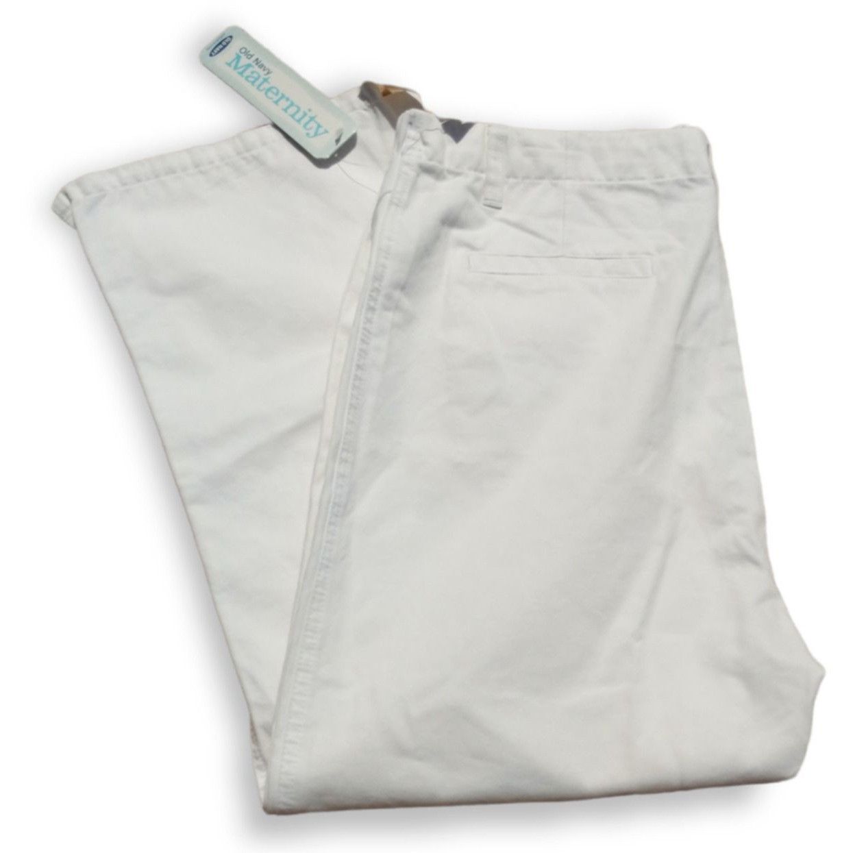 Old Navy Old Navy Maternity Womens Medium Simply Khaki White Capris W Size 41" - 1 Thumbnail