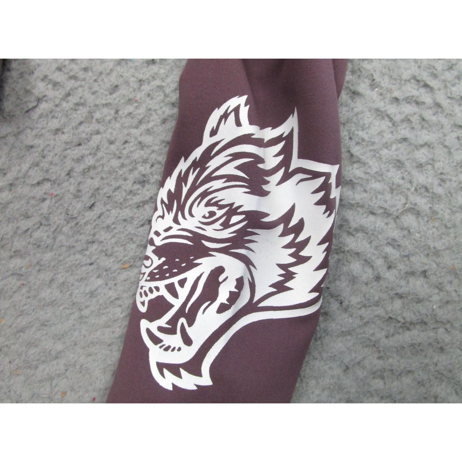 Darc Sport Darc Sport Shirt Womens M Purple Long Sleeve Energy Crop Top Graphic Wolf Size M / US 6-8 / IT 42-44 - 3 Thumbnail