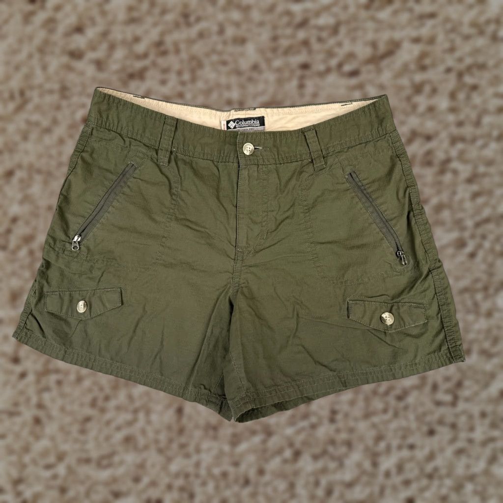 Vintage VINTAGE Columbia Shorts Women 10 Green Cargo Rip-Stop 100% Cotton XCO Hike Camp Size 32" / US 10 / IT 46 - 1 Thumbnail