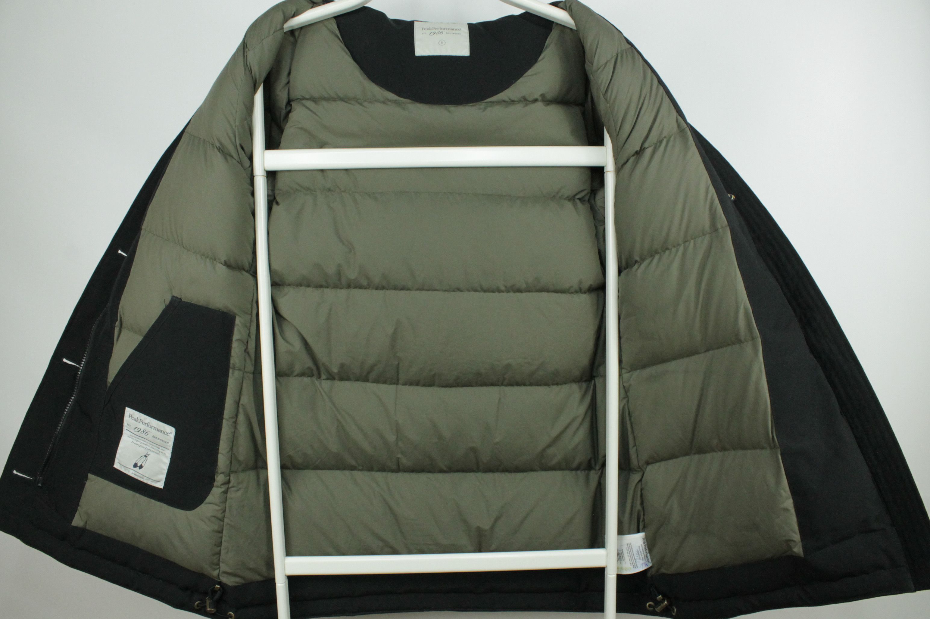 Peak Performance Peak Perfomance Very Warm Down Hooded Parka Women's Size S / US 4 / IT 40 - 9 Thumbnail