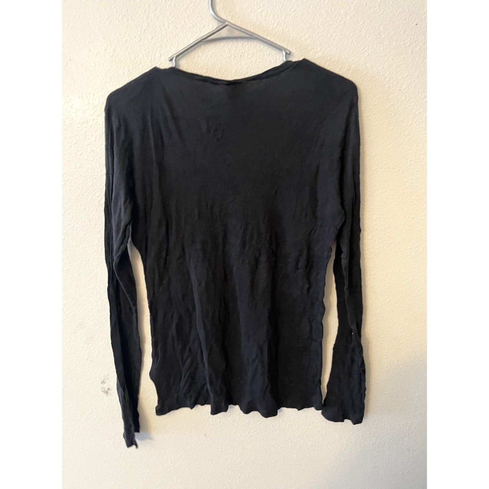 H&M H&M Logg Shirt Women L Reg Fit Black Long Sleeve Round Neck Size L / US 10 / IT 46 - 2 Thumbnail