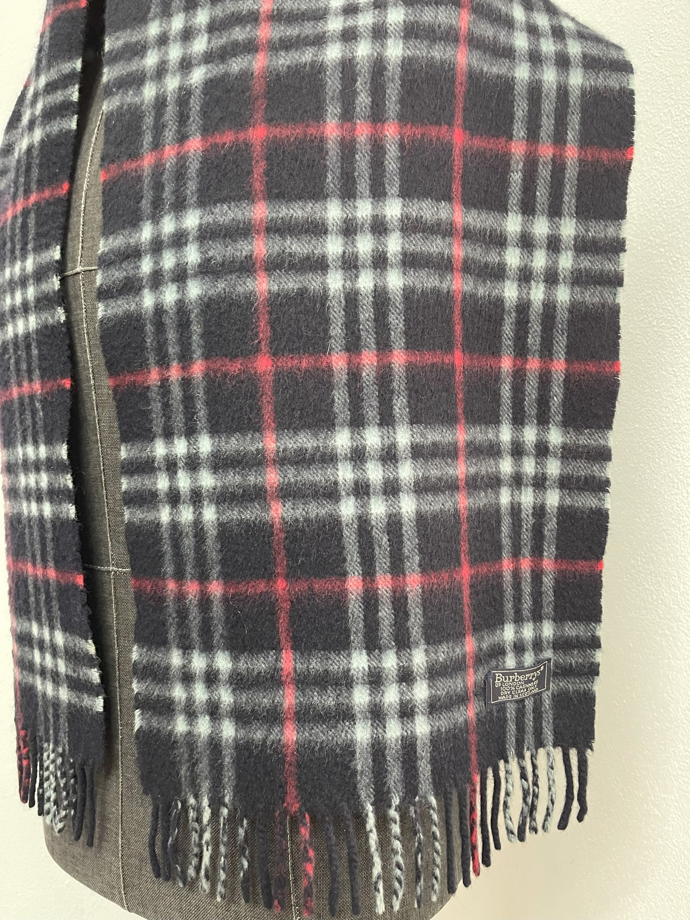 Burberry Vintage Burberry Scarf / Muffler - 6085 Size ONE SIZE - 5 Thumbnail