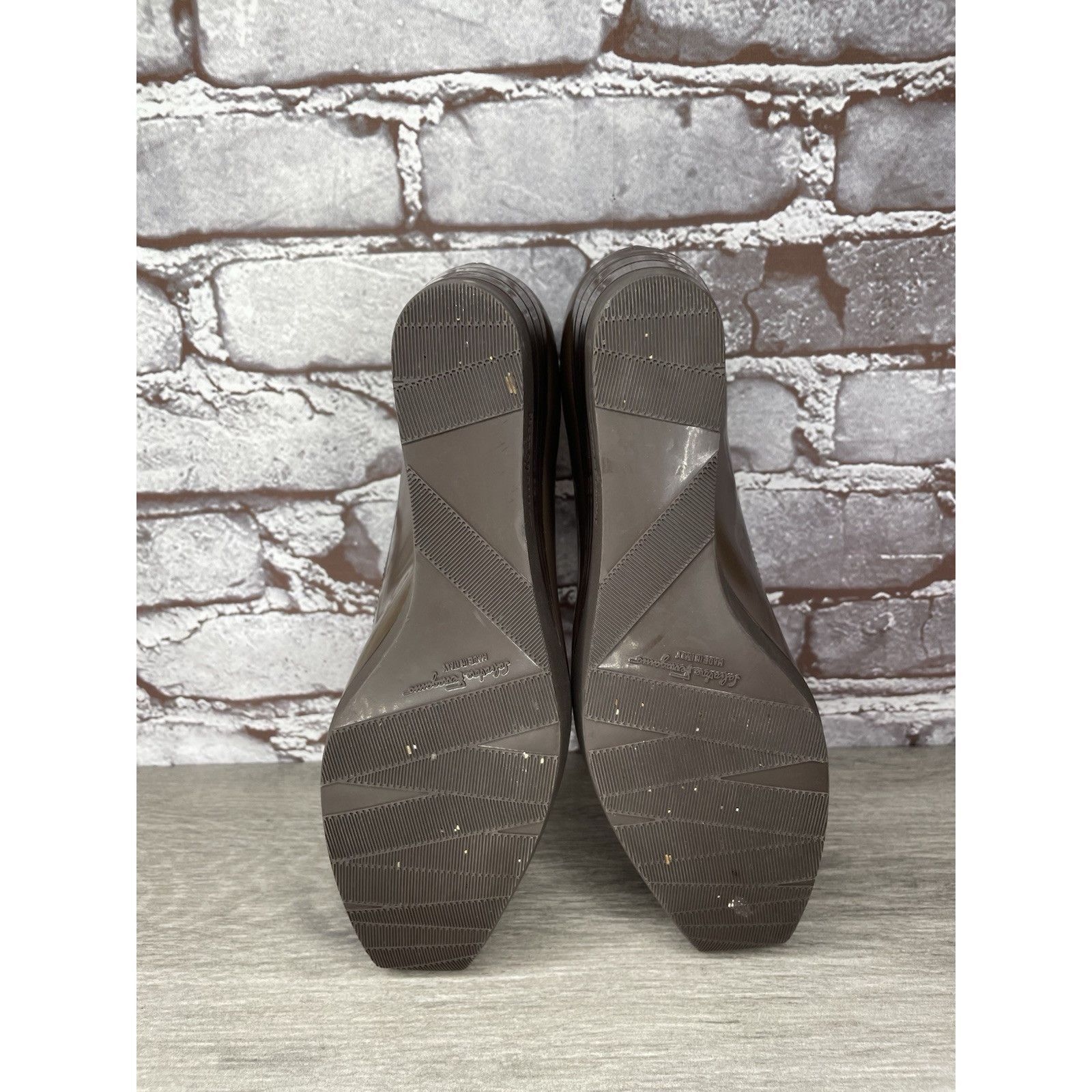 Salvatore Ferragamo Salvatore Ferragamo Brown Patent Leather Pump Wedges Shoes W Size US 7.5 / IT 37.5 - 11 Thumbnail