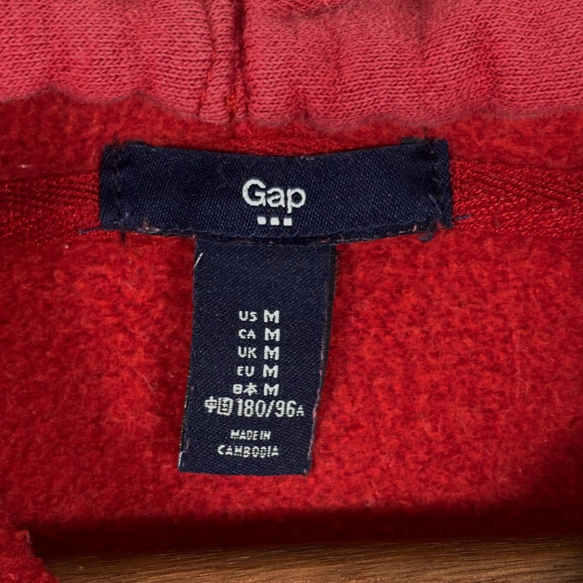 Gap × Vintage Vintage GAP Hoodie Sweater Red Pullover Jumper Size M Size US M / EU 48-50 / 2 - 6 Thumbnail