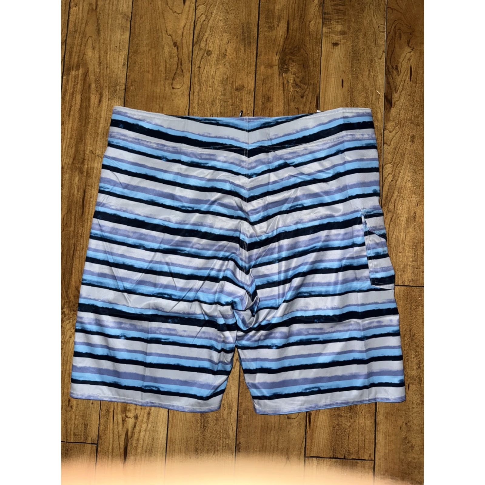 Oakley Oakley BNWT Swim Trunks Kana 21 2.0 Striped Blue Size 36 Regular Fit Size US 36 / EU 52 - 5 Thumbnail