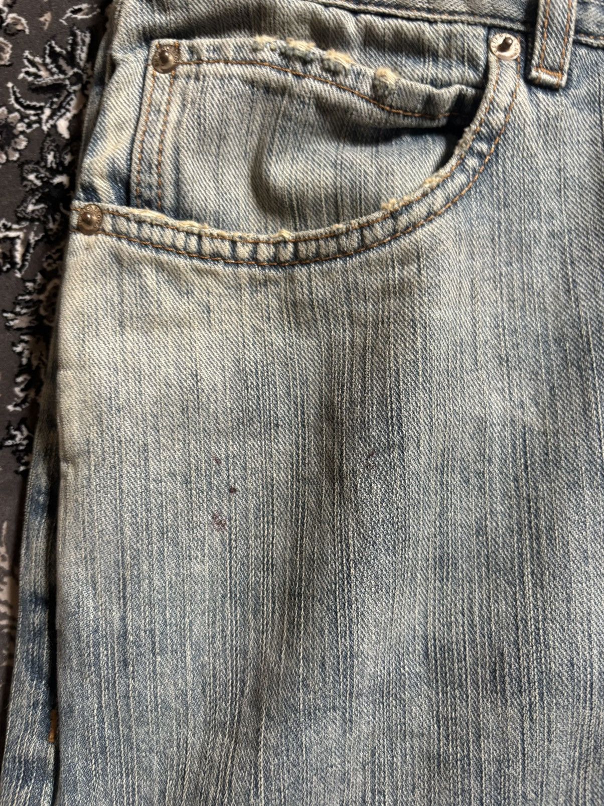 Balenciaga Balenciaga FW24 vintage stained blue Jeans Size US 34 / EU 50 - 4 Thumbnail