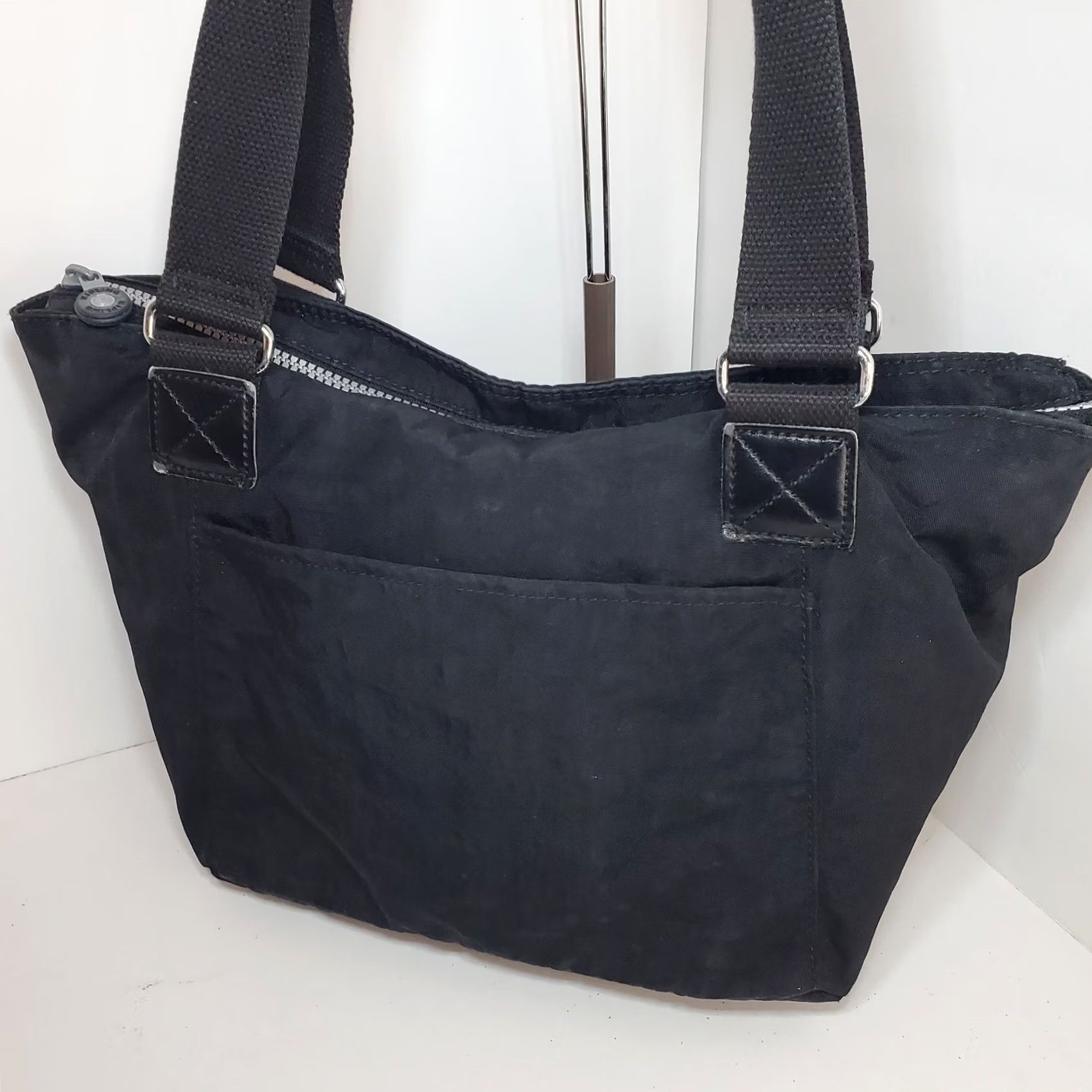 Vintage Kipling Black Nylon Shoulder Bag Tote Women Medium Zip Closure Monkey Charm Black Leather Polyester Interior Pockets 12in x 7in x 10in"} Size M / US 6-8 / IT 42-44 - 4 Thumbnail