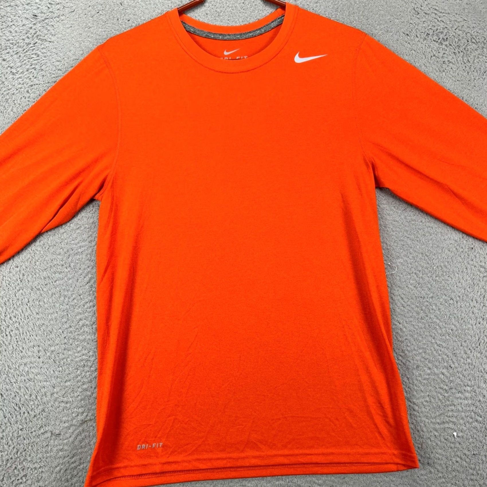 Nike Nike Dri-Fit T-Shirt Long Sleeve Tee Mens Small Orange Crewneck Swoosh Athletic Size US S / EU 44-46 / 1 - 3 Thumbnail
